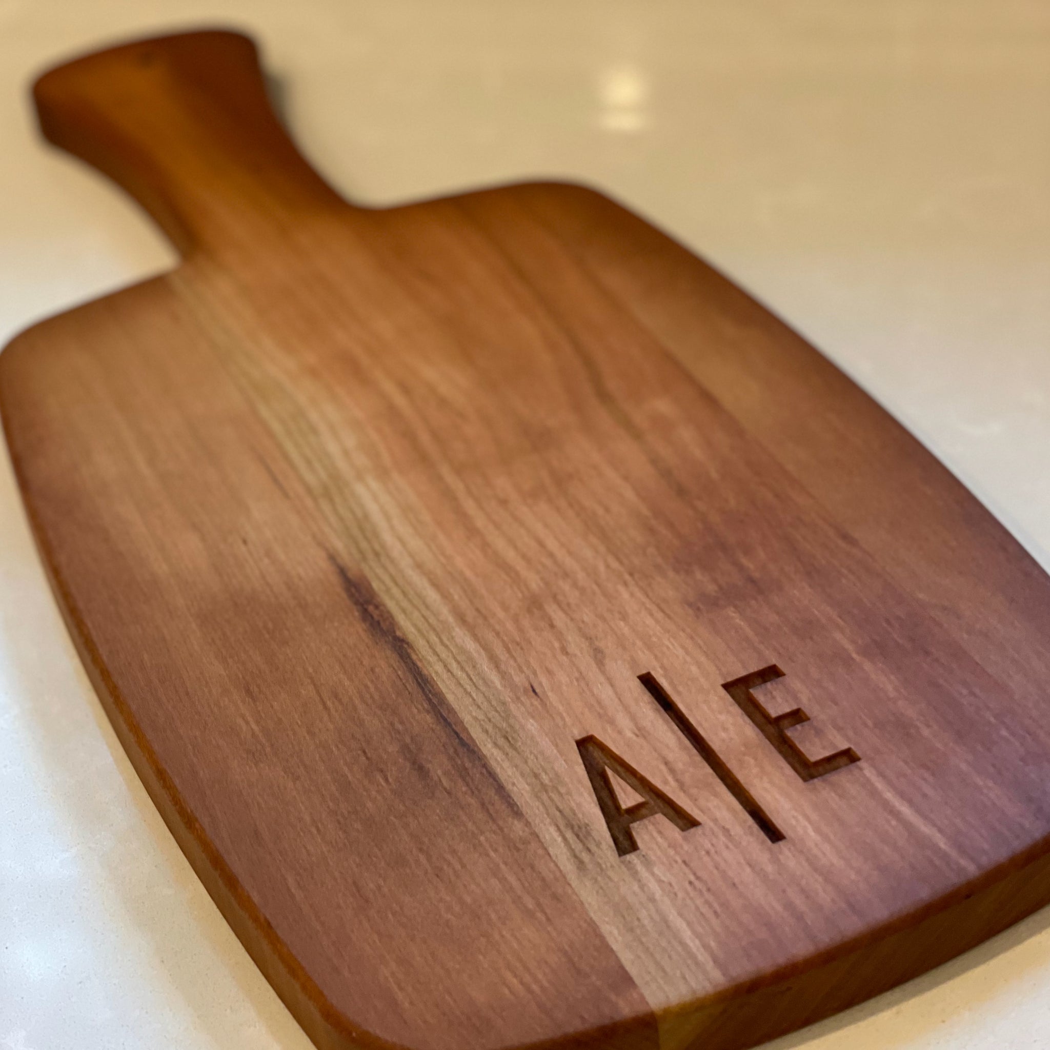 Engraving Cutting Board With Handle-personalized Paddle Cutting Board With  Handle-custom Cutting Board With Handle-cheese Board-paddle Board 