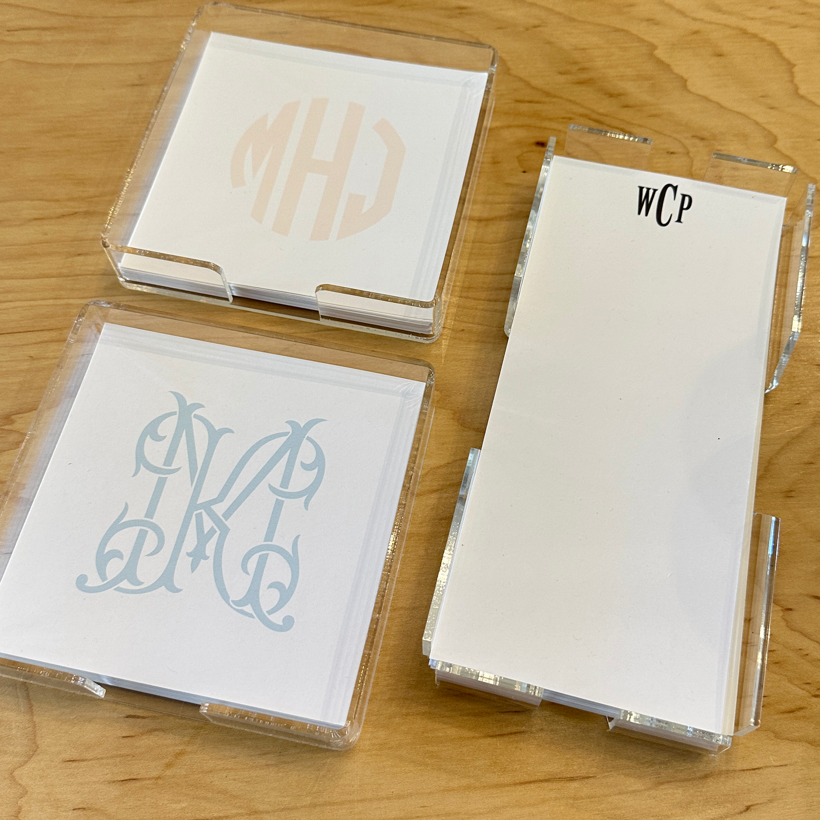 Personalized Notepaper in Acrylic Holder